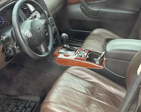 Чорний Інфініті FX 30, об'ємом двигуна 3 л та пробігом 167 тис. км за 16500 $, фото 9 на Automoto.ua