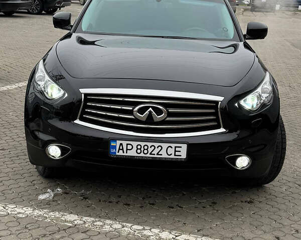 Чорний Інфініті FX 30, об'ємом двигуна 3 л та пробігом 167 тис. км за 16500 $, фото 1 на Automoto.ua