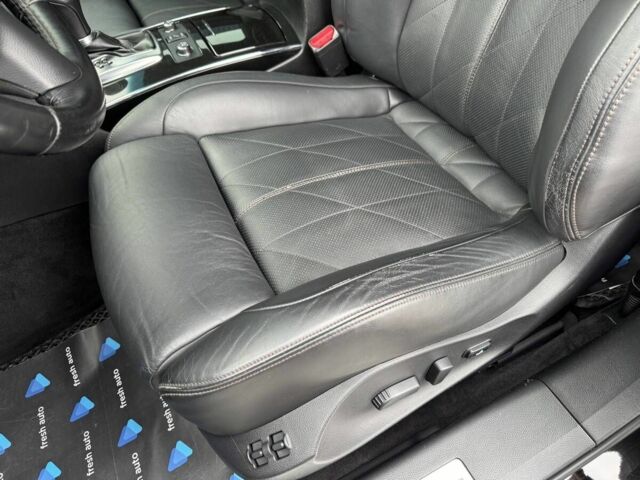 Чорний Інфініті FX 30, об'ємом двигуна 3 л та пробігом 103 тис. км за 18900 $, фото 17 на Automoto.ua