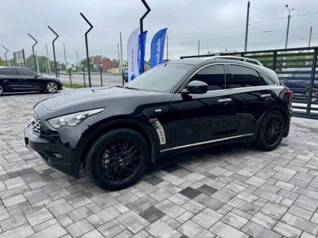 Чорний Інфініті FX 30, об'ємом двигуна 3 л та пробігом 103 тис. км за 18900 $, фото 9 на Automoto.ua