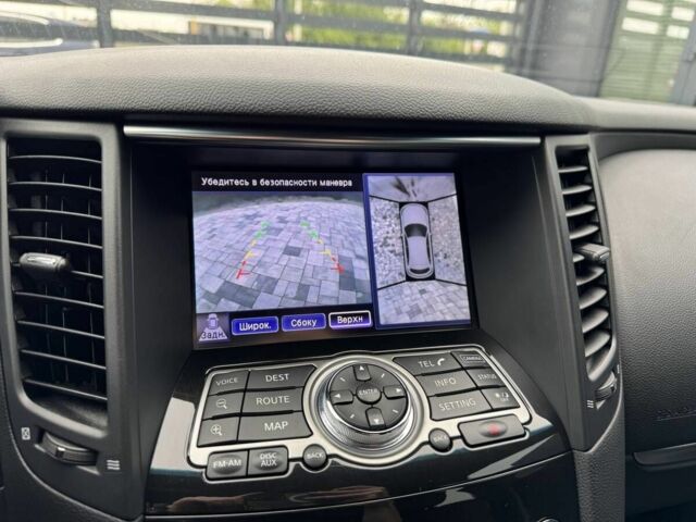 Чорний Інфініті FX 30, об'ємом двигуна 3 л та пробігом 103 тис. км за 18900 $, фото 22 на Automoto.ua