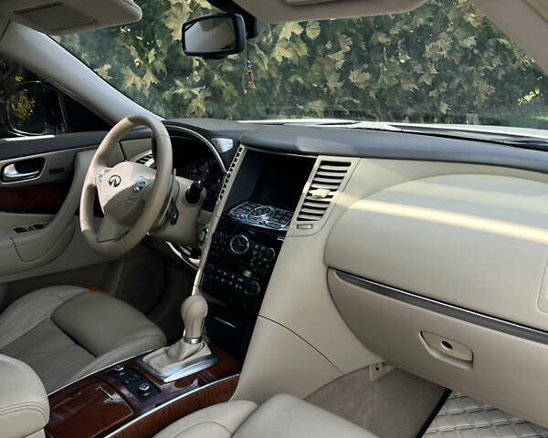 Инфинити FX 30, объемом двигателя 3 л и пробегом 230 тыс. км за 14500 $, фото 26 на Automoto.ua