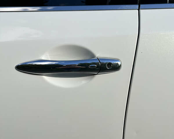 Инфинити FX 30, объемом двигателя 3 л и пробегом 230 тыс. км за 14500 $, фото 24 на Automoto.ua