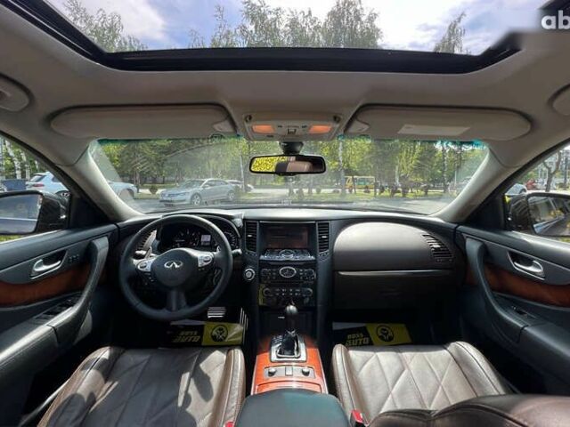 Инфинити FX 30, объемом двигателя 3 л и пробегом 196 тыс. км за 20700 $, фото 13 на Automoto.ua