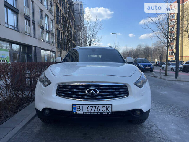 Інфініті FX 30, об'ємом двигуна 0 л та пробігом 142 тис. км за 18700 $, фото 1 на Automoto.ua