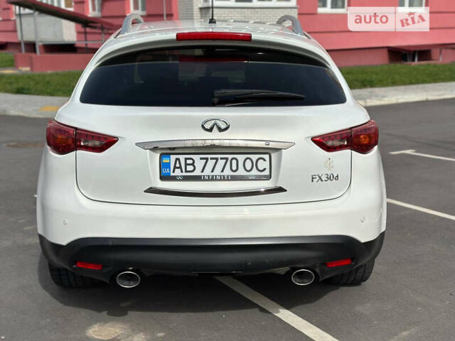 Інфініті FX 30, об'ємом двигуна 3 л та пробігом 178 тис. км за 19200 $, фото 2 на Automoto.ua