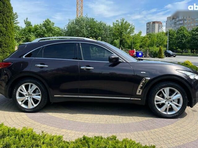 Инфинити FX 30, объемом двигателя 3 л и пробегом 196 тыс. км за 20700 $, фото 7 на Automoto.ua