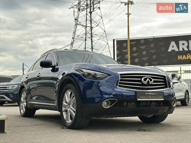 Синий Инфинити FX 30, объемом двигателя 3 л и пробегом 172 тыс. км за 17900 $, фото 8 на Automoto.ua