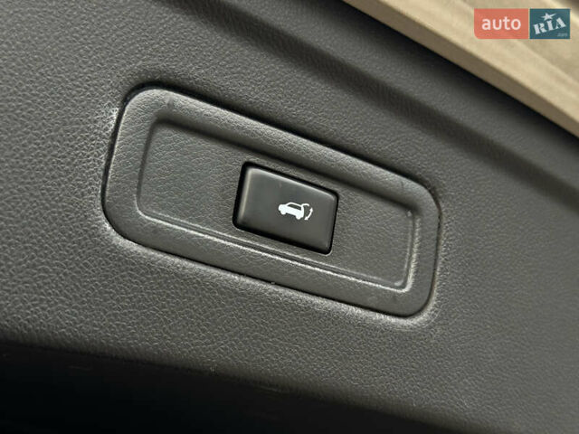 Синий Инфинити FX 30, объемом двигателя 3 л и пробегом 172 тыс. км за 17900 $, фото 12 на Automoto.ua