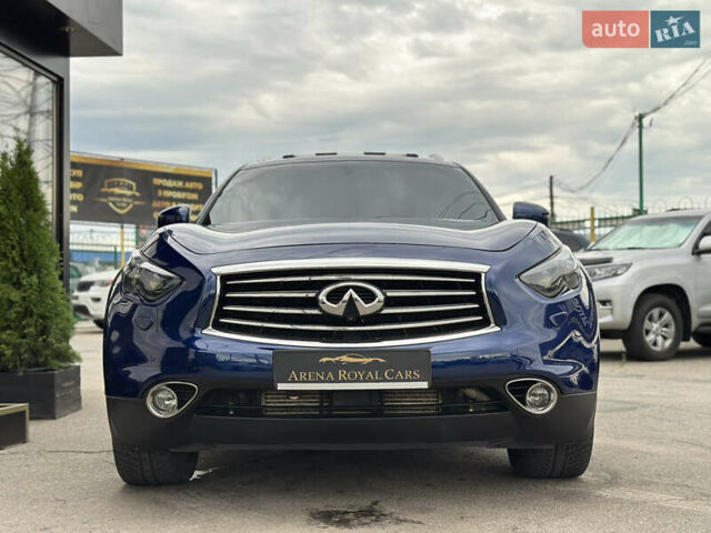 Синий Инфинити FX 30, объемом двигателя 3 л и пробегом 172 тыс. км за 17900 $, фото 6 на Automoto.ua