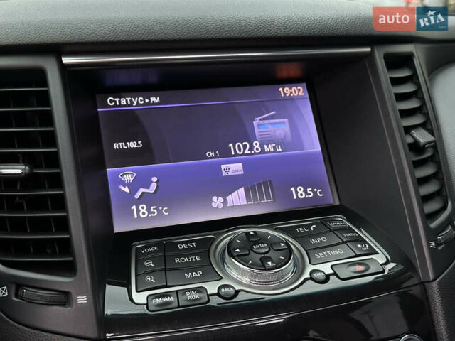 Синий Инфинити FX 30, объемом двигателя 3 л и пробегом 172 тыс. км за 17900 $, фото 32 на Automoto.ua