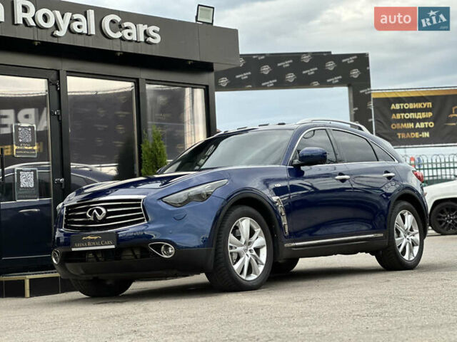 Синий Инфинити FX 30, объемом двигателя 3 л и пробегом 172 тыс. км за 17900 $, фото 5 на Automoto.ua