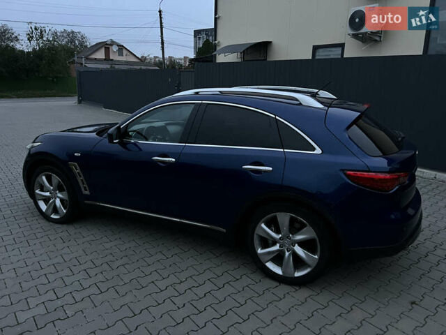 Синий Инфинити FX 30, объемом двигателя 3 л и пробегом 195 тыс. км за 15000 $, фото 18 на Automoto.ua