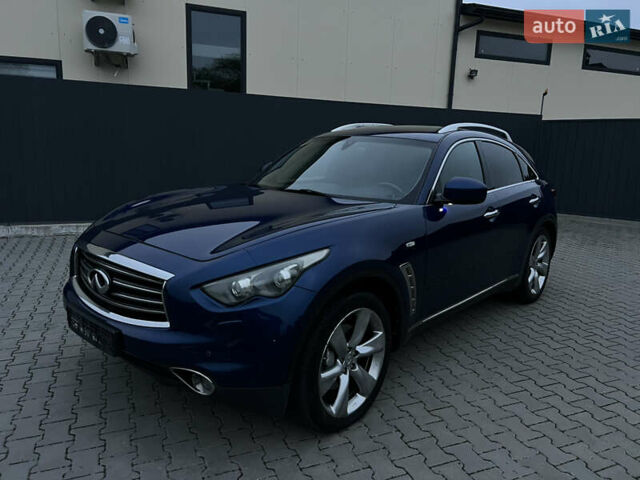 Синий Инфинити FX 30, объемом двигателя 3 л и пробегом 195 тыс. км за 15000 $, фото 4 на Automoto.ua