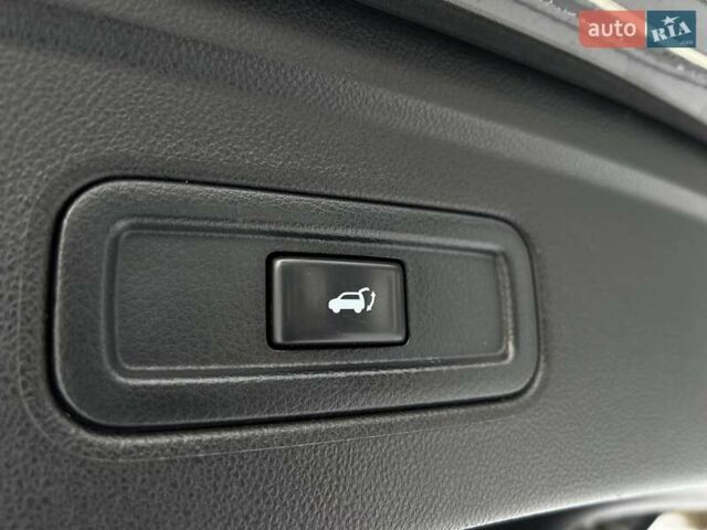 Синий Инфинити FX 30, объемом двигателя 3 л и пробегом 195 тыс. км за 15000 $, фото 38 на Automoto.ua