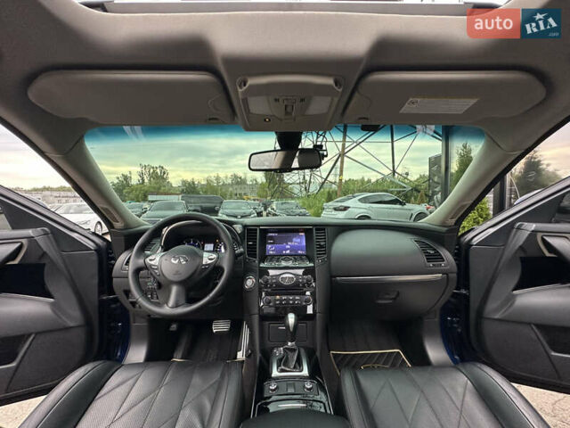 Синий Инфинити FX 30, объемом двигателя 3 л и пробегом 172 тыс. км за 17900 $, фото 20 на Automoto.ua