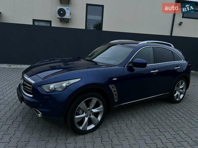 Синий Инфинити FX 30, объемом двигателя 3 л и пробегом 195 тыс. км за 15000 $, фото 5 на Automoto.ua