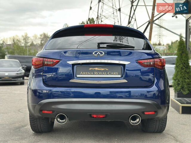 Синий Инфинити FX 30, объемом двигателя 3 л и пробегом 172 тыс. км за 17900 $, фото 10 на Automoto.ua