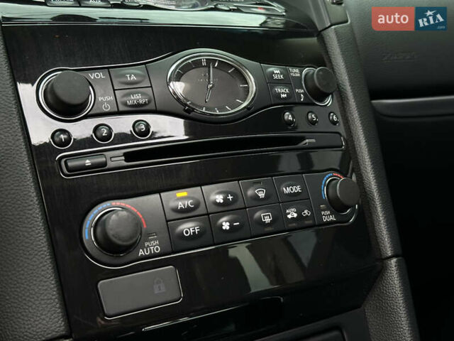 Синий Инфинити FX 30, объемом двигателя 3 л и пробегом 172 тыс. км за 17900 $, фото 33 на Automoto.ua