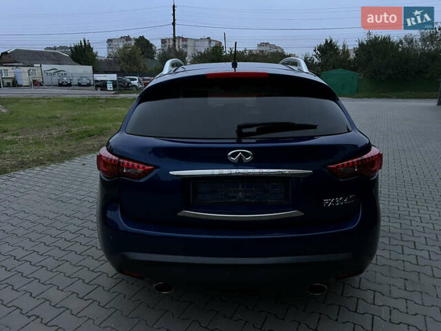 Синий Инфинити FX 30, объемом двигателя 3 л и пробегом 195 тыс. км за 15000 $, фото 12 на Automoto.ua