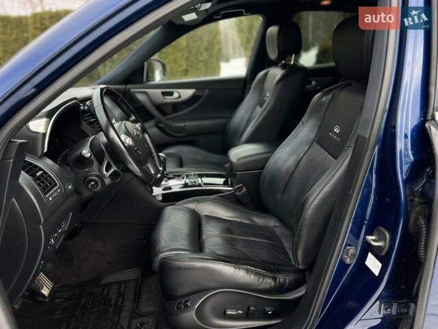 Синий Инфинити FX 30, объемом двигателя 3 л и пробегом 195 тыс. км за 15000 $, фото 28 на Automoto.ua