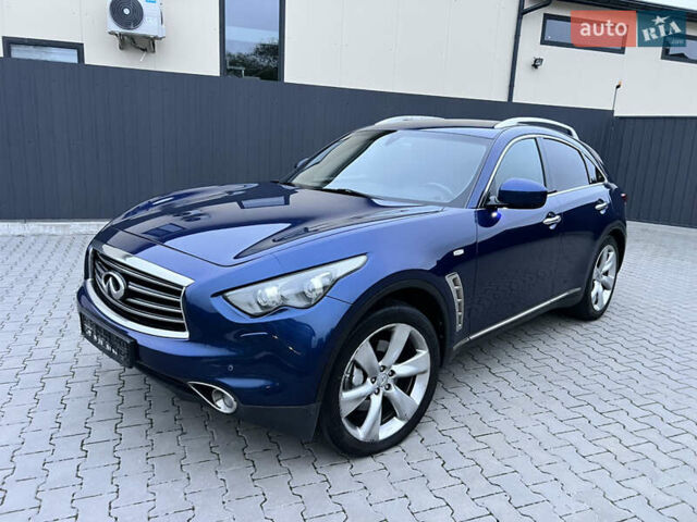 Синий Инфинити FX 30, объемом двигателя 3 л и пробегом 195 тыс. км за 15000 $, фото 1 на Automoto.ua