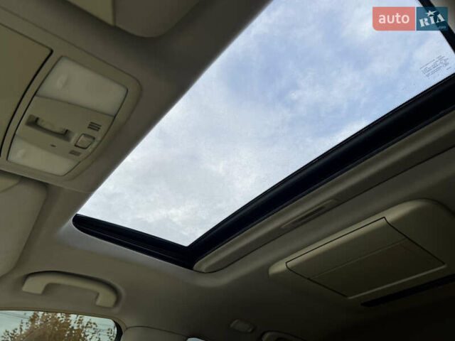 Белый Инфинити FX 35, объемом двигателя 3.5 л и пробегом 171 тыс. км за 11700 $, фото 14 на Automoto.ua