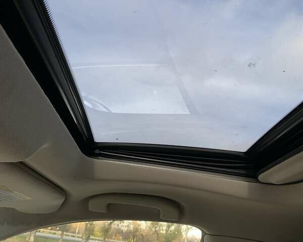 Белый Инфинити FX 35, объемом двигателя 3.5 л и пробегом 124 тыс. км за 13800 $, фото 6 на Automoto.ua