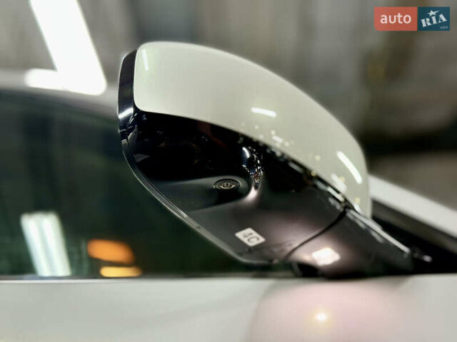 Белый Инфинити FX 35, объемом двигателя 3.5 л и пробегом 193 тыс. км за 15900 $, фото 53 на Automoto.ua