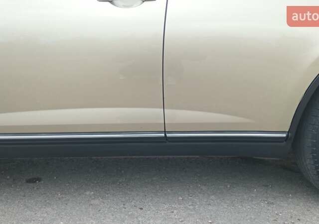 Бежевий Інфініті FX 35, об'ємом двигуна 3.5 л та пробігом 258 тис. км за 6850 $, фото 24 на Automoto.ua