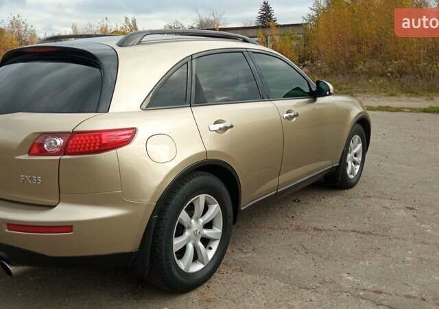 Бежевий Інфініті FX 35, об'ємом двигуна 3.5 л та пробігом 258 тис. км за 6850 $, фото 2 на Automoto.ua