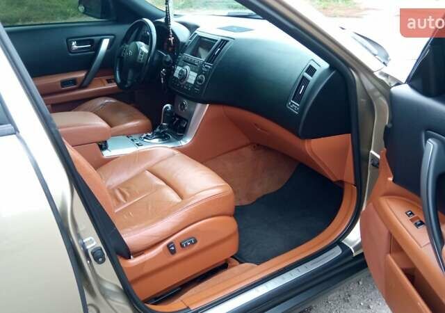 Бежевий Інфініті FX 35, об'ємом двигуна 3.5 л та пробігом 258 тис. км за 6850 $, фото 45 на Automoto.ua