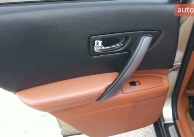 Бежевий Інфініті FX 35, об'ємом двигуна 3.5 л та пробігом 258 тис. км за 6850 $, фото 39 на Automoto.ua