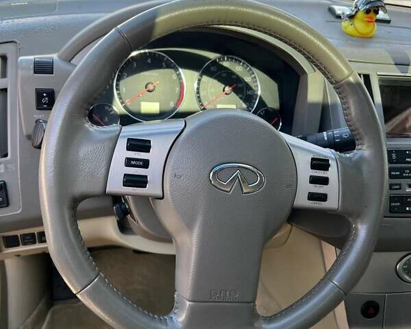 Бежевый Инфинити FX 35, объемом двигателя 3.5 л и пробегом 100 тыс. км за 9000 $, фото 2 на Automoto.ua