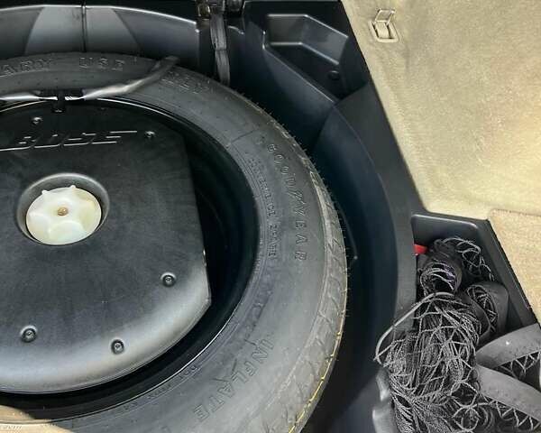 Бежевый Инфинити FX 35, объемом двигателя 3.5 л и пробегом 100 тыс. км за 9000 $, фото 13 на Automoto.ua