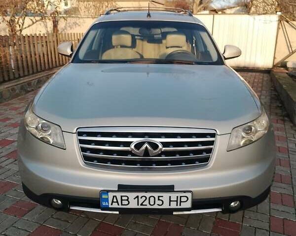 Бежевый Инфинити FX 35, объемом двигателя 3.5 л и пробегом 160 тыс. км за 10500 $, фото 1 на Automoto.ua