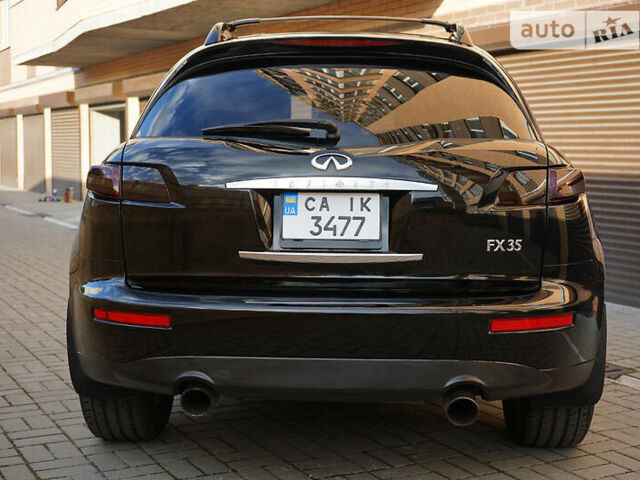Черный Инфинити FX 35, объемом двигателя 3.5 л и пробегом 191 тыс. км за 12800 $, фото 19 на Automoto.ua