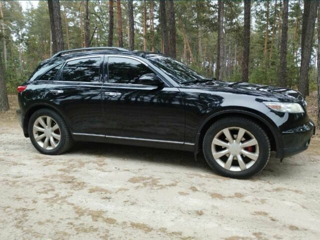 Черный Инфинити FX 35, объемом двигателя 3.5 л и пробегом 177 тыс. км за 8200 $, фото 9 на Automoto.ua
