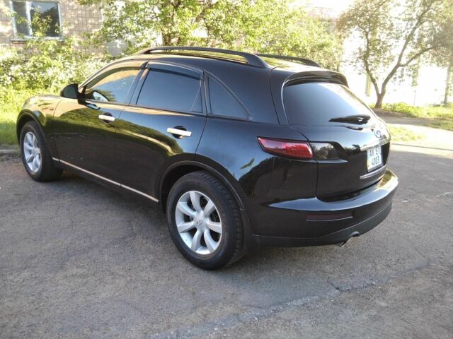 Черный Инфинити FX 35, объемом двигателя 3.5 л и пробегом 320 тыс. км за 8500 $, фото 21 на Automoto.ua