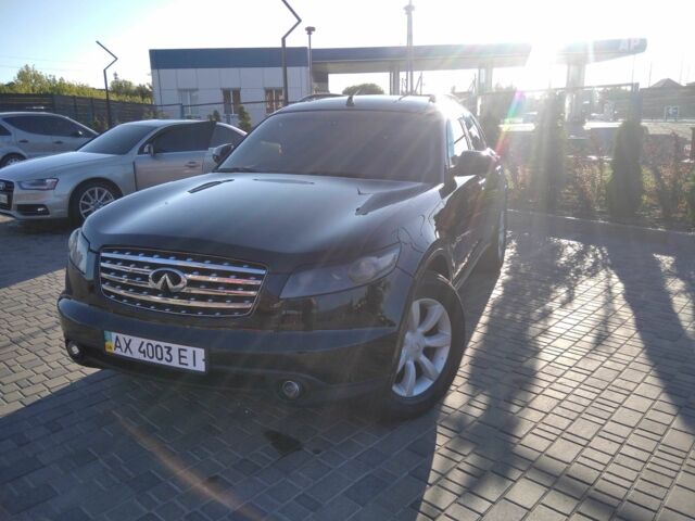 Черный Инфинити FX 35, объемом двигателя 3.5 л и пробегом 320 тыс. км за 8500 $, фото 12 на Automoto.ua