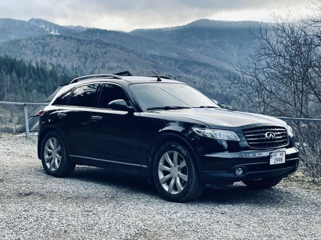 Черный Инфинити FX 35, объемом двигателя 3.5 л и пробегом 177 тыс. км за 8200 $, фото 1 на Automoto.ua