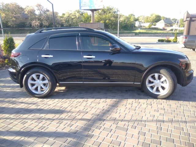 Черный Инфинити FX 35, объемом двигателя 3.5 л и пробегом 320 тыс. км за 8500 $, фото 15 на Automoto.ua