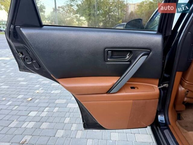 Чорний Інфініті FX 35, об'ємом двигуна 3.5 л та пробігом 239 тис. км за 5900 $, фото 50 на Automoto.ua