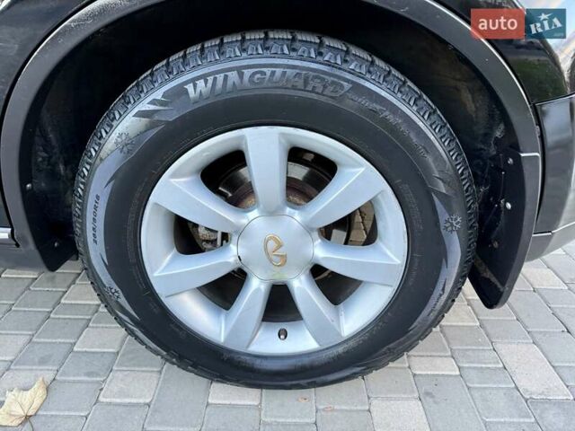 Чорний Інфініті FX 35, об'ємом двигуна 3.5 л та пробігом 239 тис. км за 5900 $, фото 27 на Automoto.ua