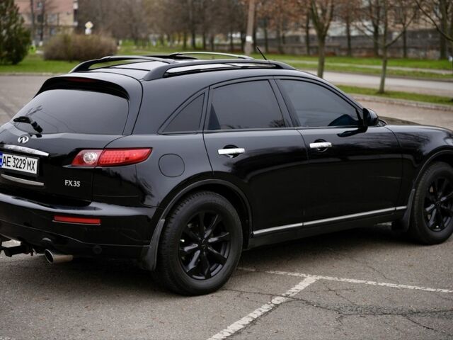 Черный Инфинити FX 35, объемом двигателя 3.5 л и пробегом 320 тыс. км за 8600 $, фото 3 на Automoto.ua