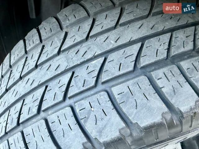 Чорний Інфініті FX 35, об'ємом двигуна 3.5 л та пробігом 239 тис. км за 5900 $, фото 26 на Automoto.ua