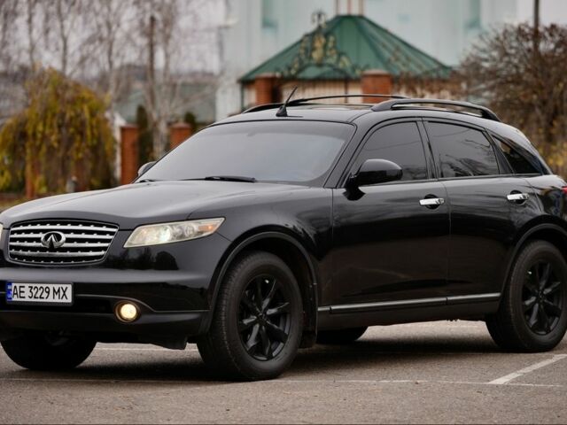 Черный Инфинити FX 35, объемом двигателя 3.5 л и пробегом 320 тыс. км за 8600 $, фото 6 на Automoto.ua