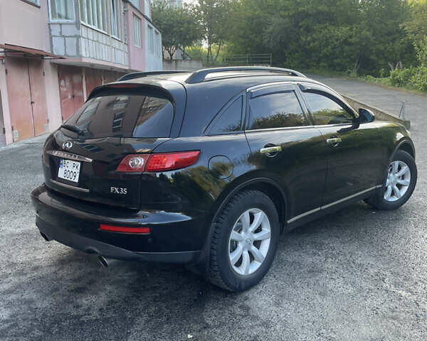 Черный Инфинити FX 35, объемом двигателя 3.5 л и пробегом 320 тыс. км за 8000 $, фото 1 на Automoto.ua