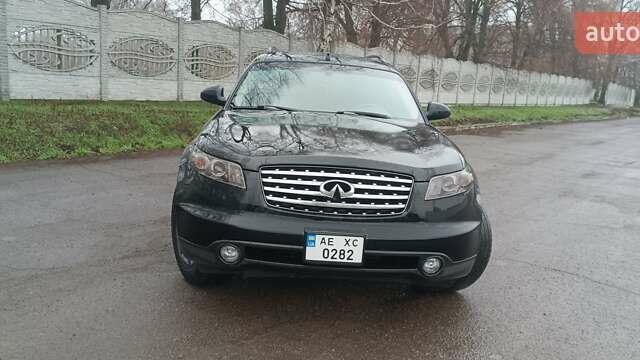 Черный Инфинити FX 35, объемом двигателя 3.5 л и пробегом 217 тыс. км за 7500 $, фото 8 на Automoto.ua