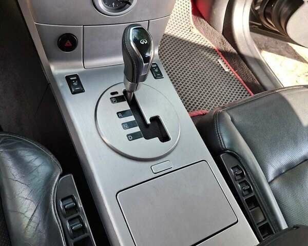 Черный Инфинити FX 35, объемом двигателя 3.5 л и пробегом 310 тыс. км за 8700 $, фото 4 на Automoto.ua